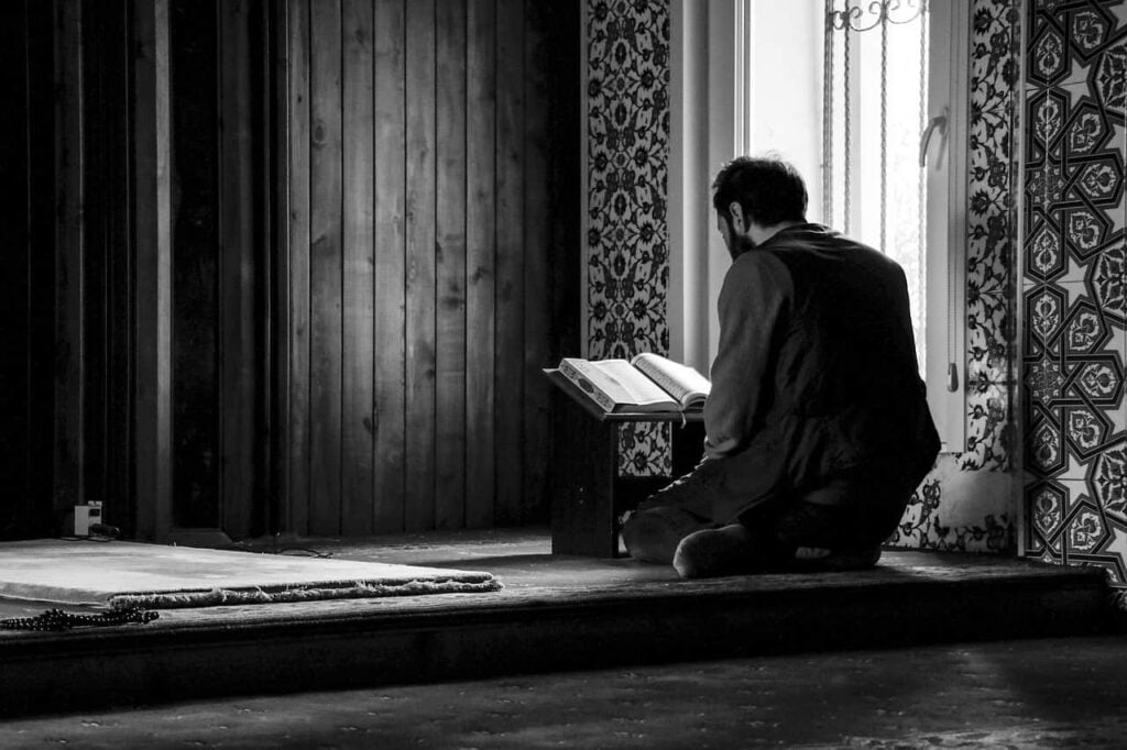 SURAH IKHLAS KA WAZIFA FOR LOVE 3 Surah Ikhlas Ka Wazifa for Love